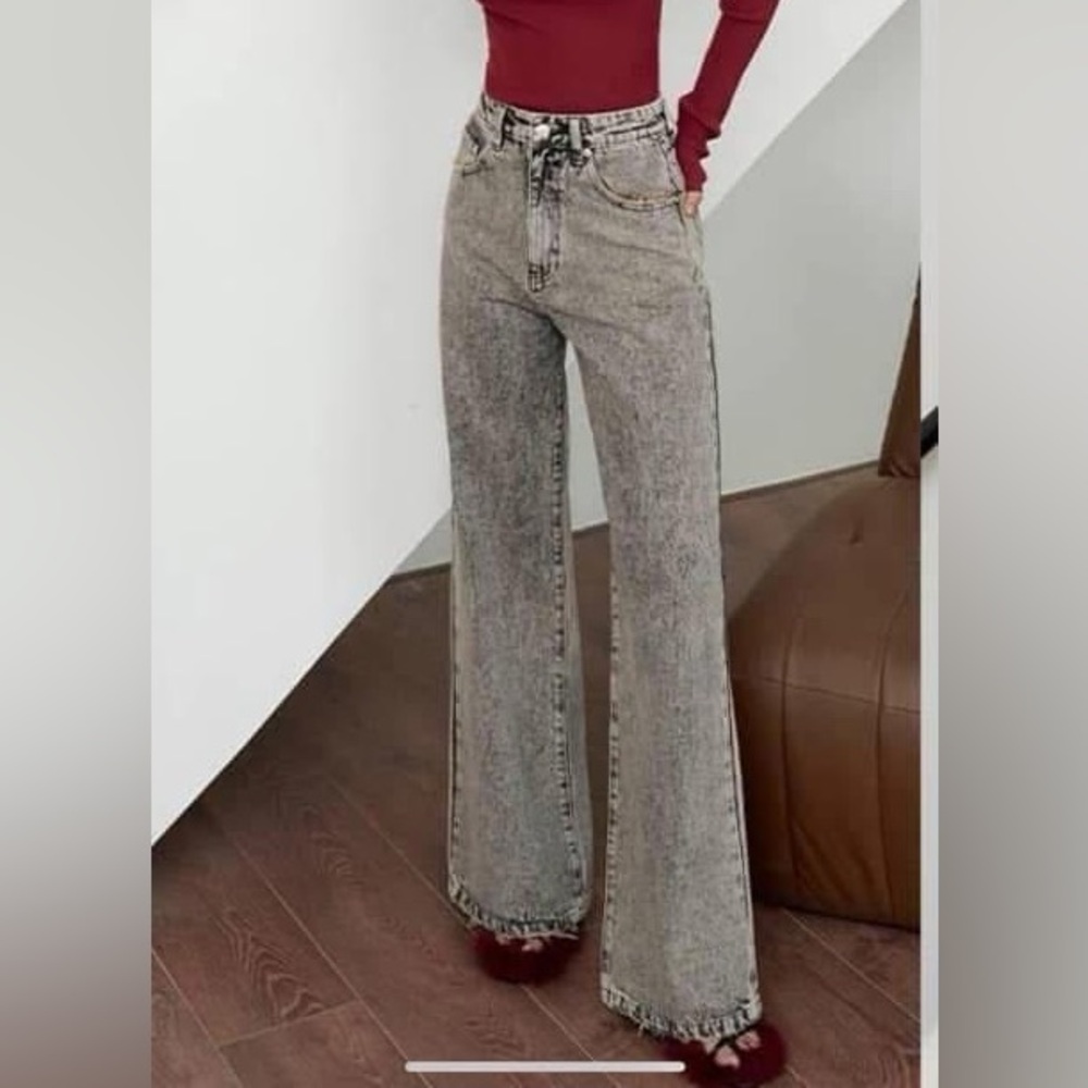 Stylish Gray Acid Wash Women Jeans
